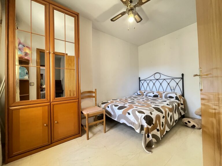 99fc01324461de5ba77a7c416fc2b036 - 12