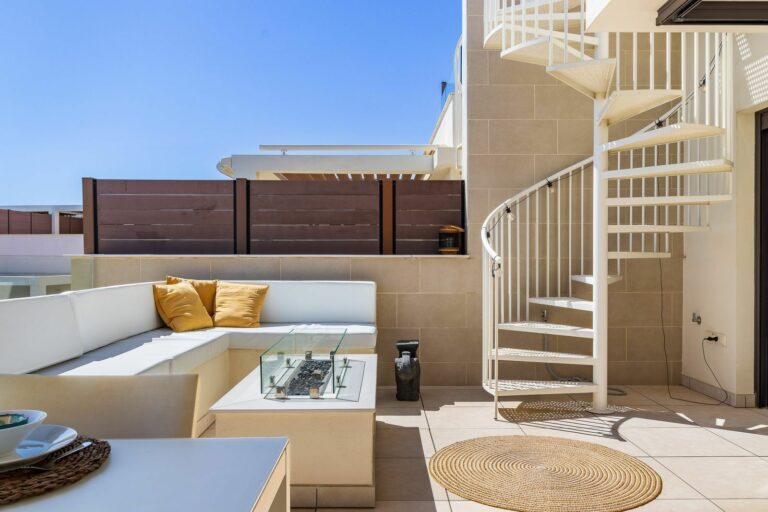 9b9e394861fa0a48387173622bdaea32 - 11