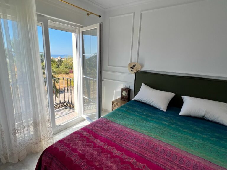 9bc79723e94041a99da7fc1b249d8db6 - 8