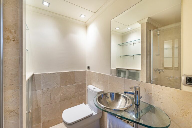 9c6cf3723f7bad42cb517331184b6249 - 13