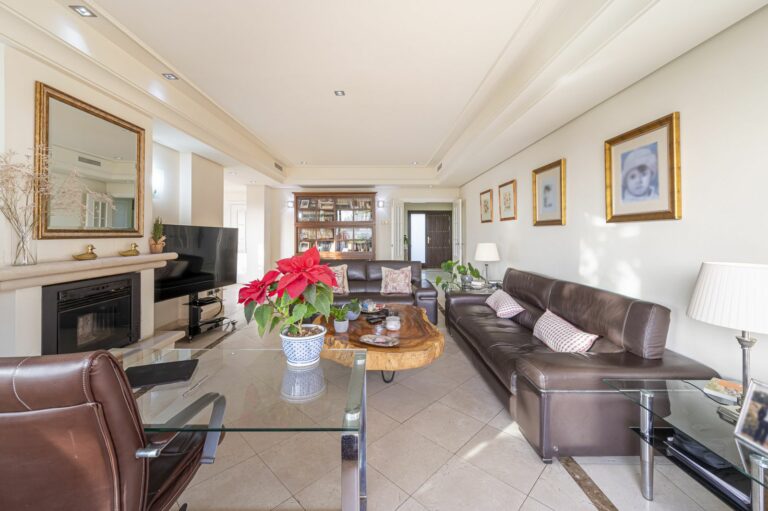 9c6cf3723f7bad42cb517331184b6249 - 8