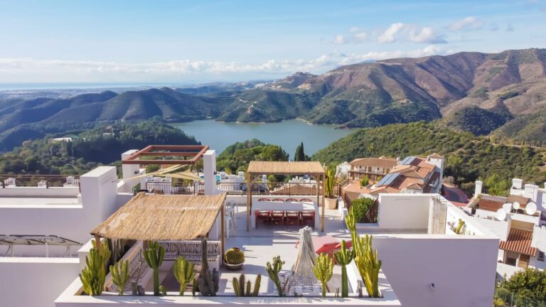 9c94216ffd0f9b46b98e50d3242025cc - 1