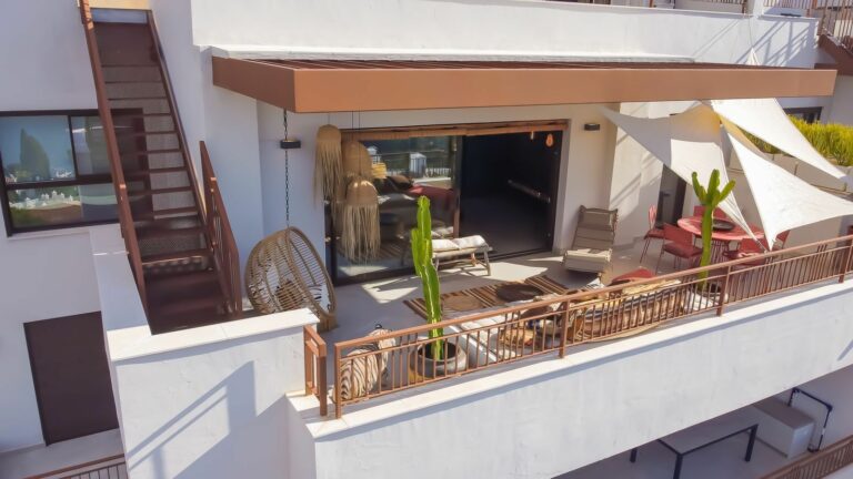 9c94216ffd0f9b46b98e50d3242025cc - 13