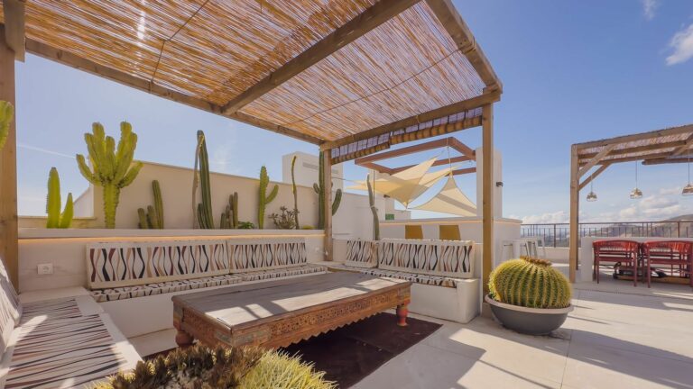 9c94216ffd0f9b46b98e50d3242025cc - 16