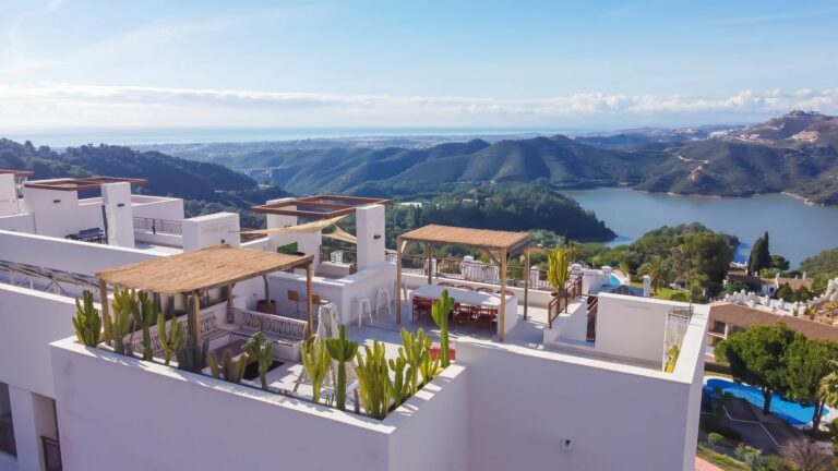 9c94216ffd0f9b46b98e50d3242025cc - 9