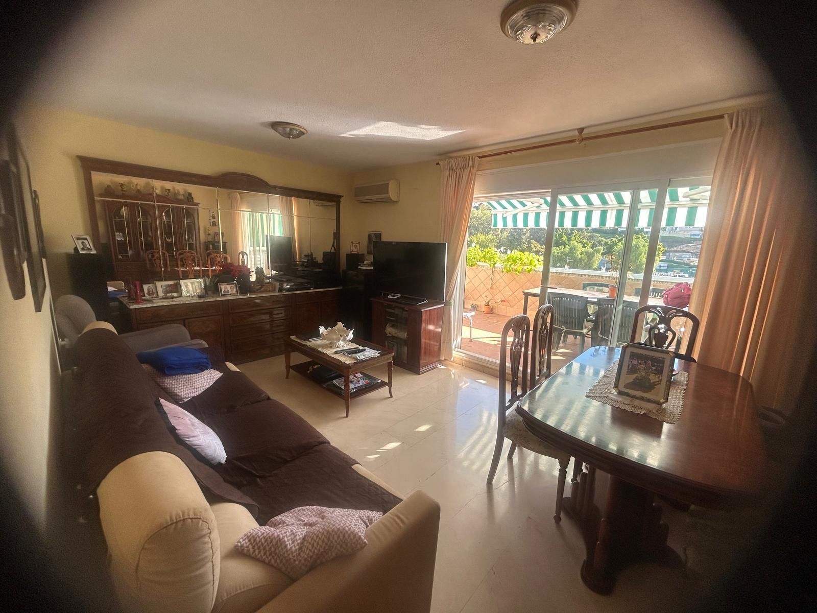 9e5ea395afaa9462bf5fe3e44d9ec2ef - 2