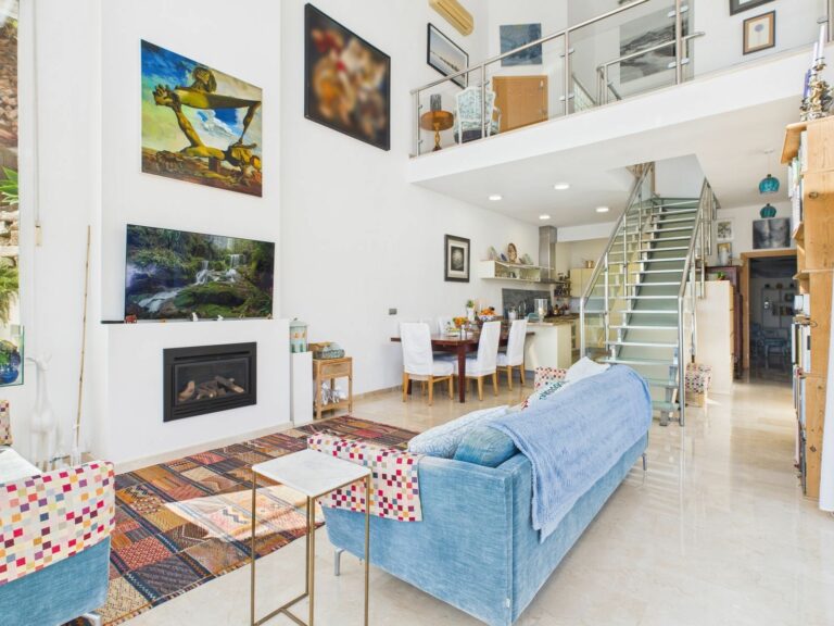 9f70a5a77f40052c9d04ea5d1f686925 - 5