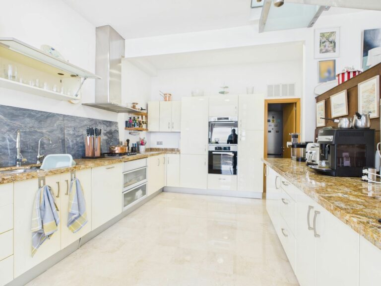 9f70a5a77f40052c9d04ea5d1f686925 - 7