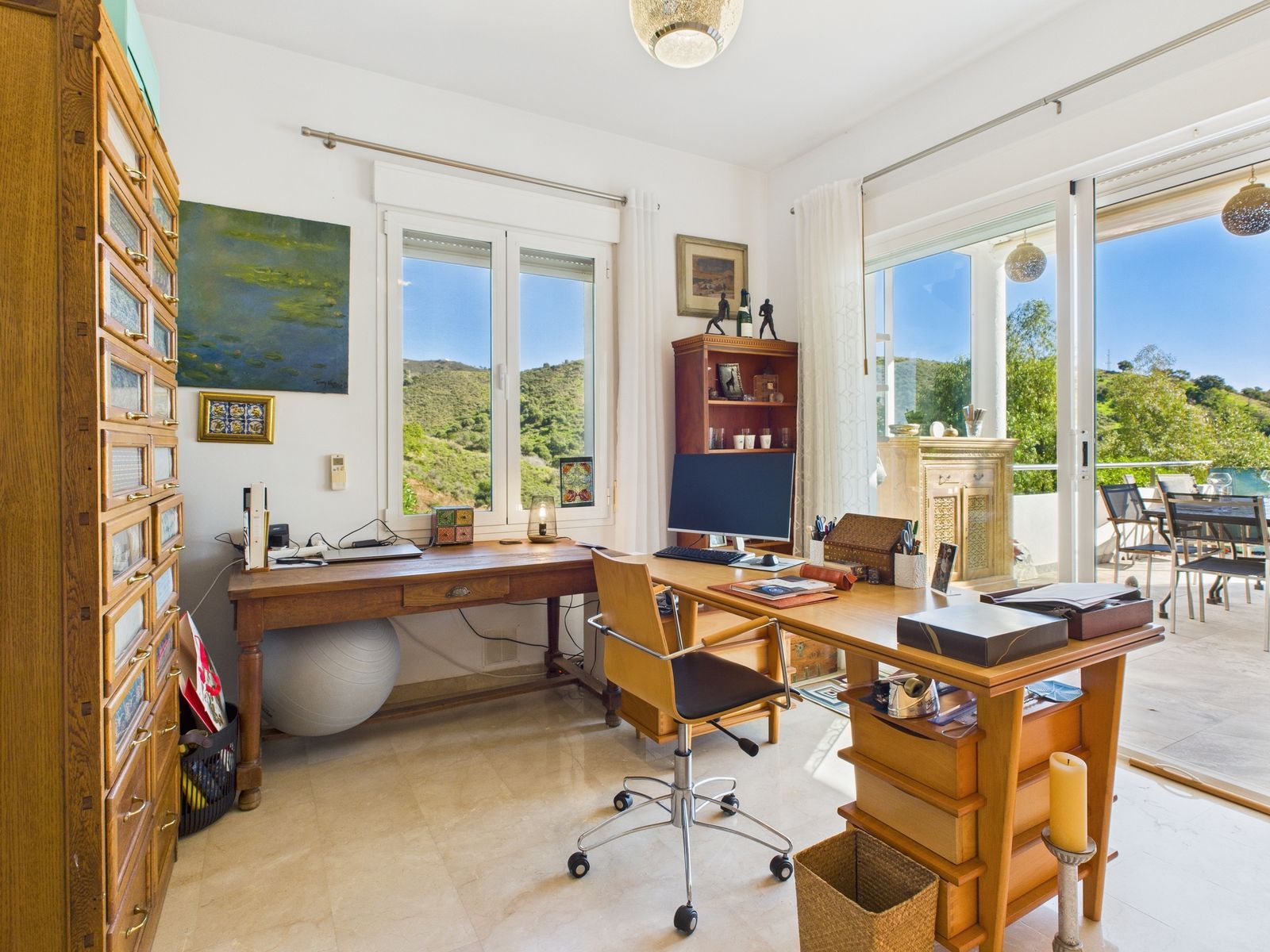 9f70a5a77f40052c9d04ea5d1f686925 - 9