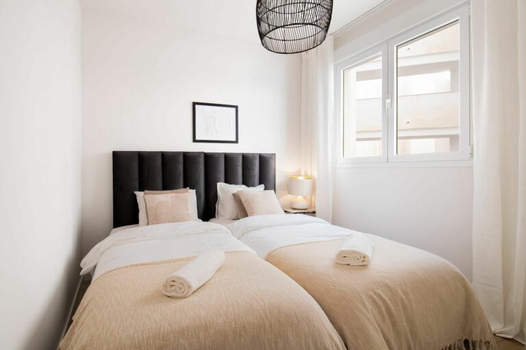 9f8162217fdd1c69137e2990c45304fd - 6