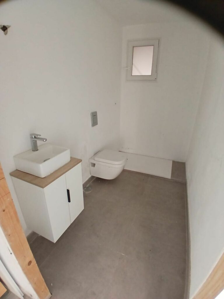 a0aed1ba71006b2dfbff28eca22f3a7d - 14