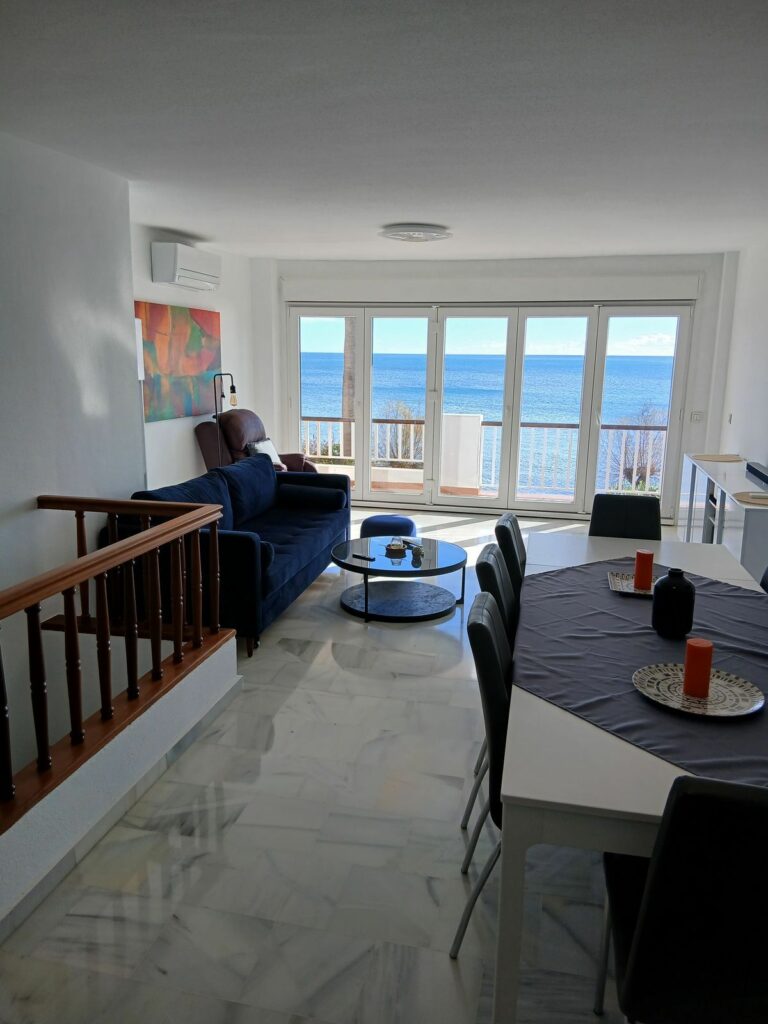 a0c5793cc549df32388afcd5600880b8 - 4