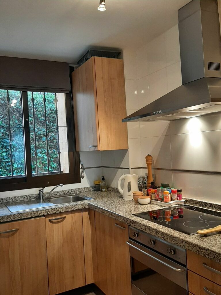 a210e10922758608e55f80d81b7a4120 - 10