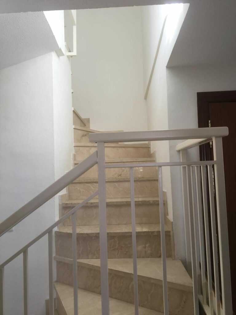 a5be54fa3e5418f362e91605d8dfced9 - 14