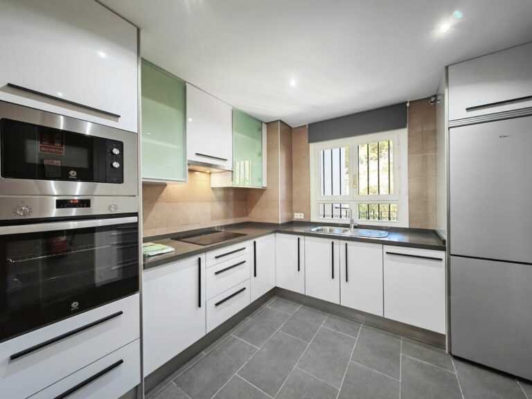 a5dd1cdf73837d86e08934cf5cba72a0 - 8