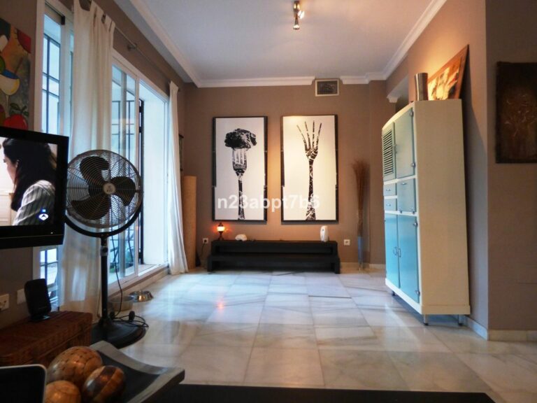 a62151ec77e68f49296dd36a97eb0eeb - 4