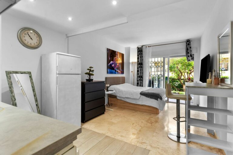 a6a01d8d3d6713373df7f9d302566f60 - 16