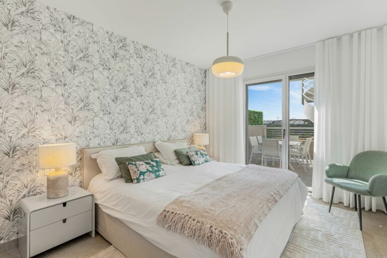 a84637aa9c3a44b4318088bcc2a10fd7 - 10