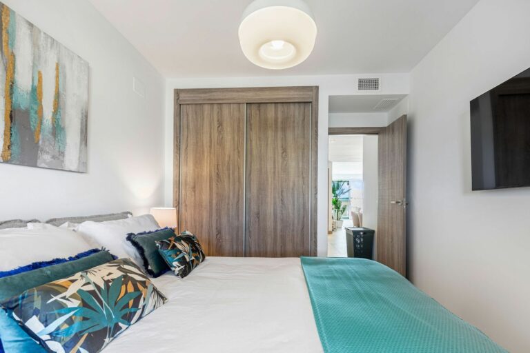 a84637aa9c3a44b4318088bcc2a10fd7 - 12