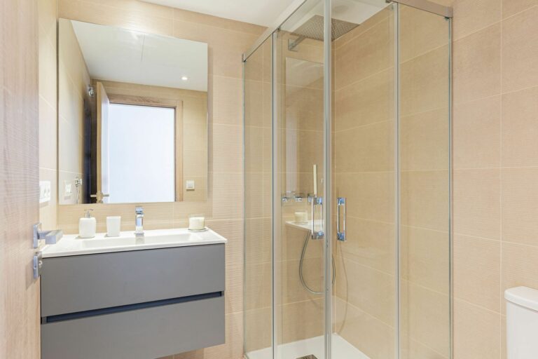 a84637aa9c3a44b4318088bcc2a10fd7 - 15