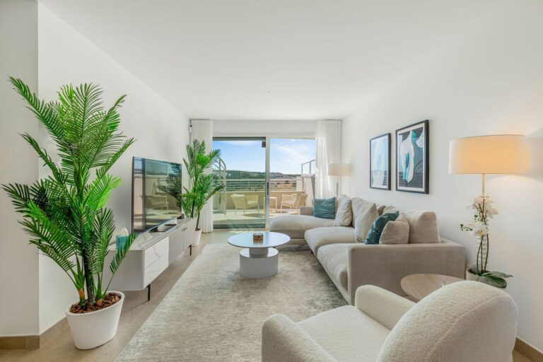 a84637aa9c3a44b4318088bcc2a10fd7 - 8