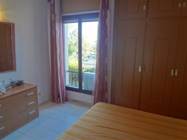 a9321b12f7b12a57652b82ac155f4bc3 - 14