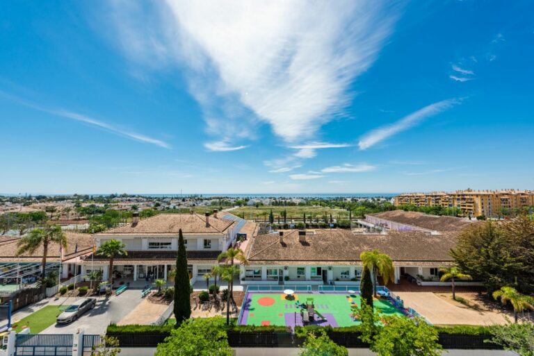 aa04e831d92b4653f1c288f038c2cb9f - 15