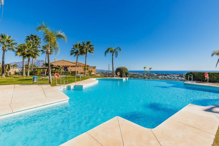 aa135a8e902ba39ba49e986542690adf - 16