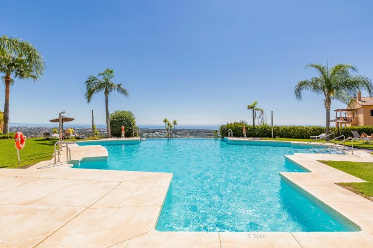 aa135a8e902ba39ba49e986542690adf - 9