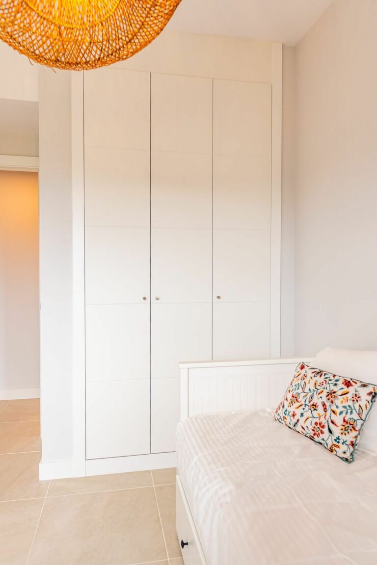 aa5fafcfc6c44adf465f0e73d5c9a052 - 16