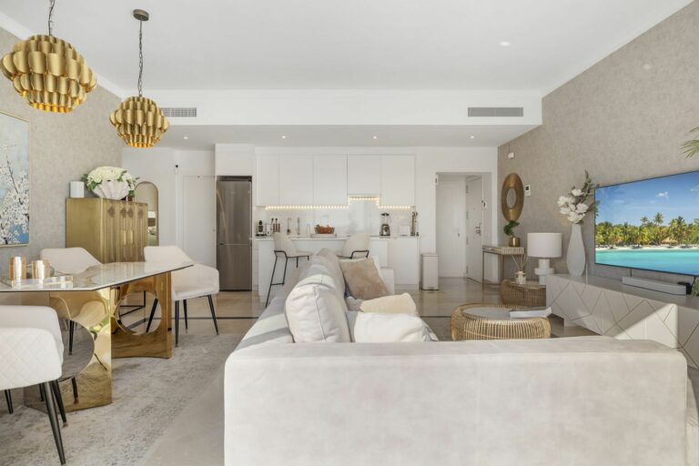 ab373a8b7125f16c5b4e28739180b44e - 10