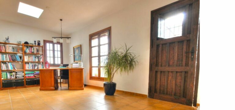 abc5bd33e06181c2dd016eb3a95288ae - 12