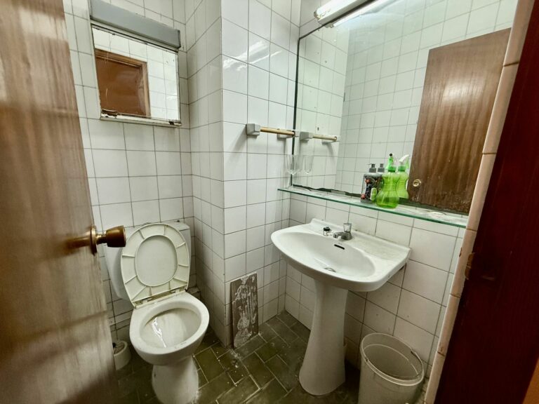 aec73024fb32d1721f8ffb17e6152e77 - 10