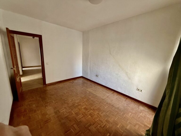 aec73024fb32d1721f8ffb17e6152e77 - 4