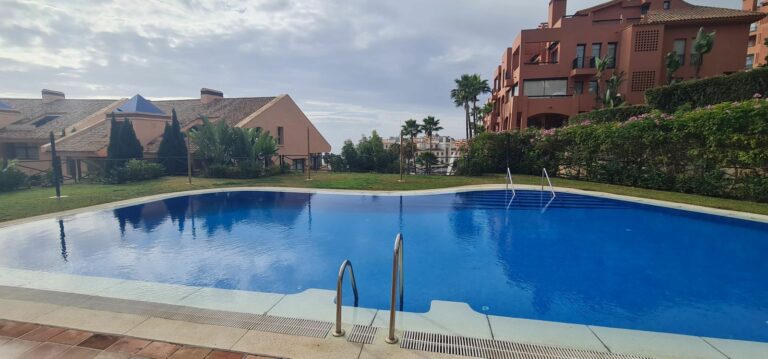 af3b5638e702c372c95c7c68d9996fce - 1