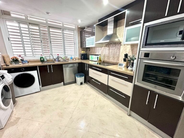 b03ce1c2dbcad42751a7ac4ebd24ae7b - 6