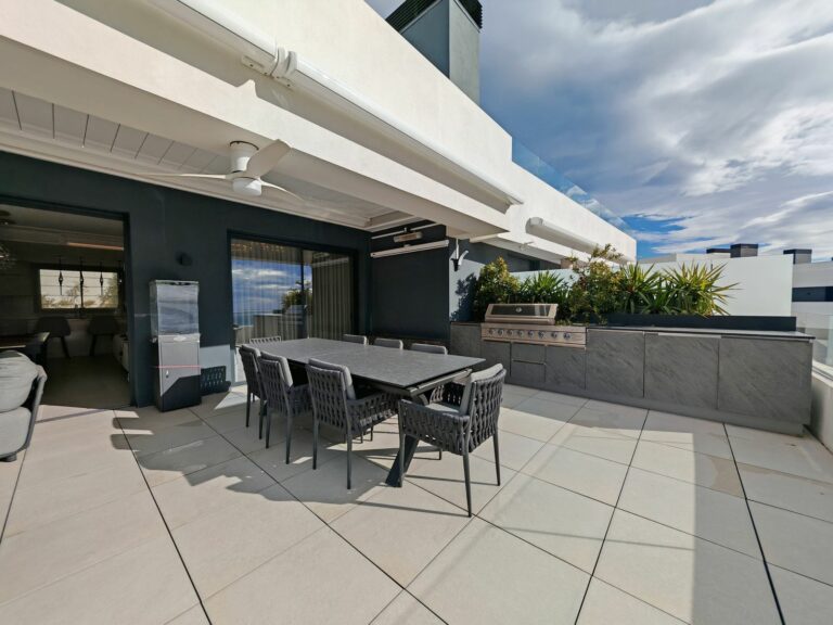 b07149c5cb7679f0d03070768abbad1a - 10