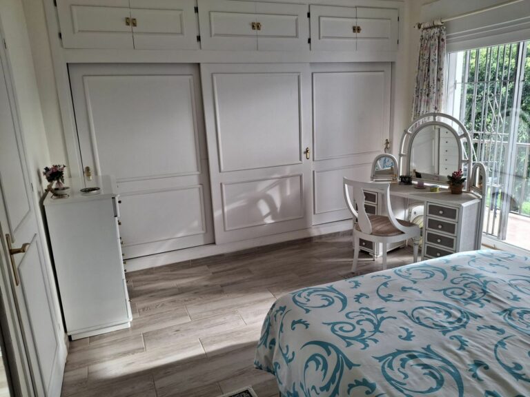 b20e479016603d765e41a77f008b071e - 14