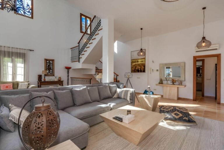 b31416d940ea039e3fbfa89d6d8e3a07 - 4