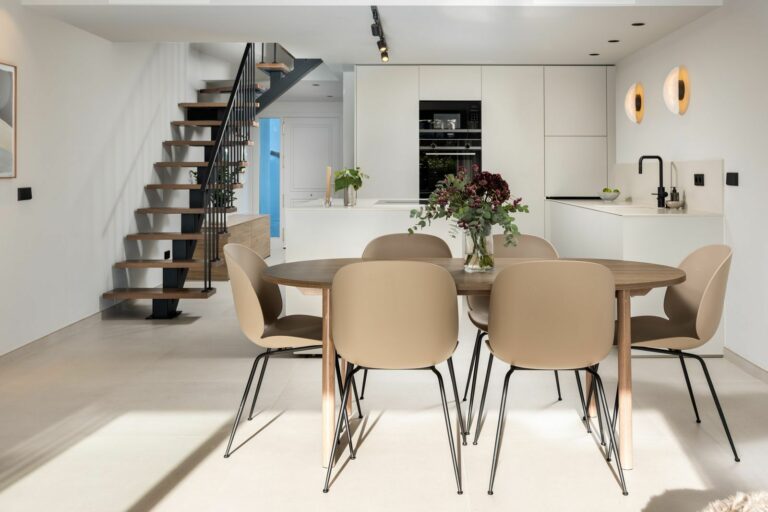 b338257759ac6ba08eb32b565372a317 - 10