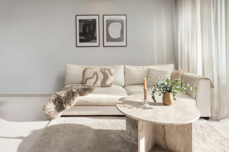 b338257759ac6ba08eb32b565372a317 - 12