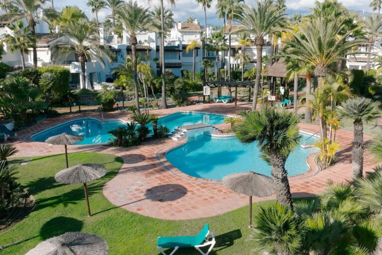 b338257759ac6ba08eb32b565372a317 - 4