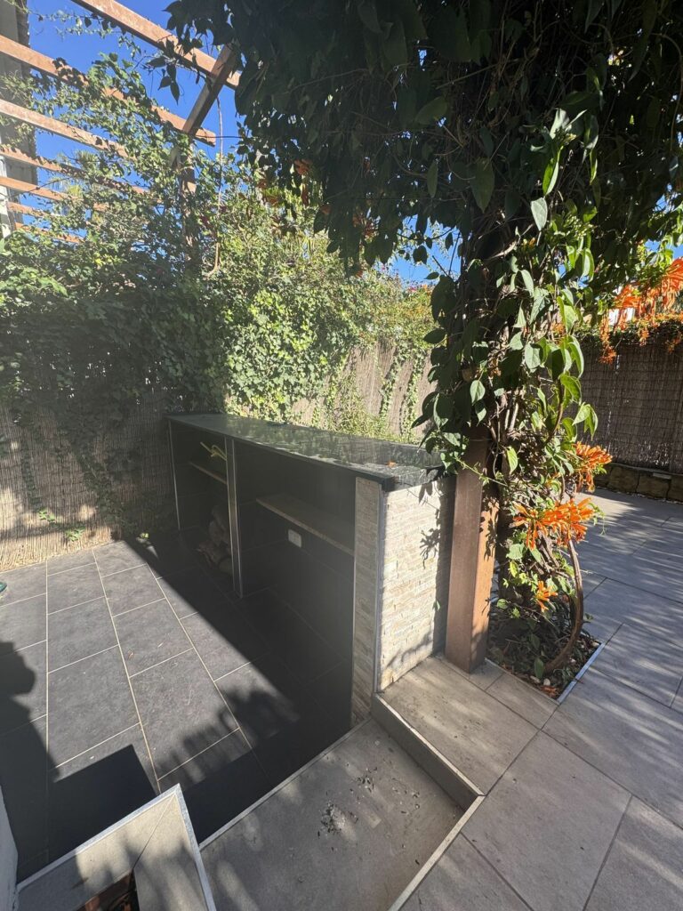 b5f8d75ef883ced3da1feb800927c840 - 12