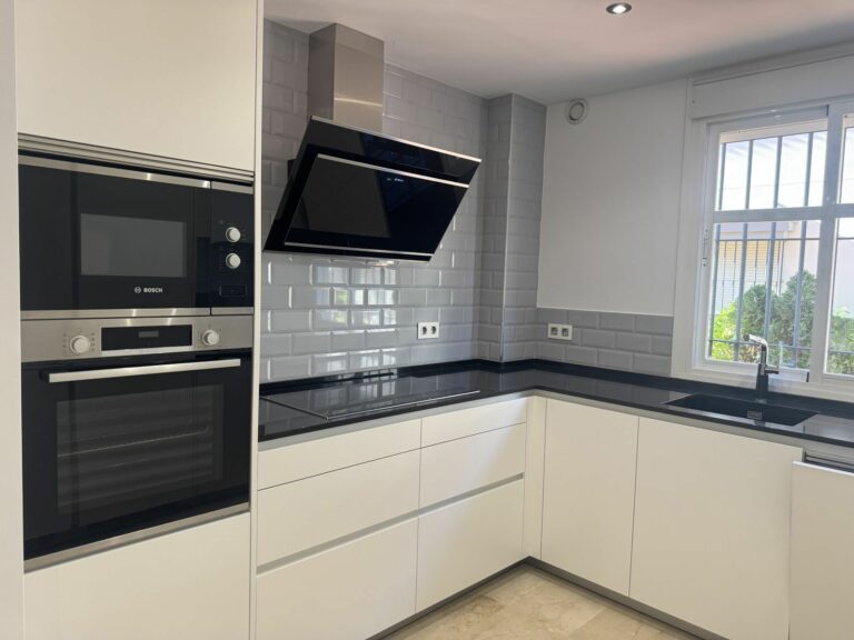 b5f8d75ef883ced3da1feb800927c840 - 8