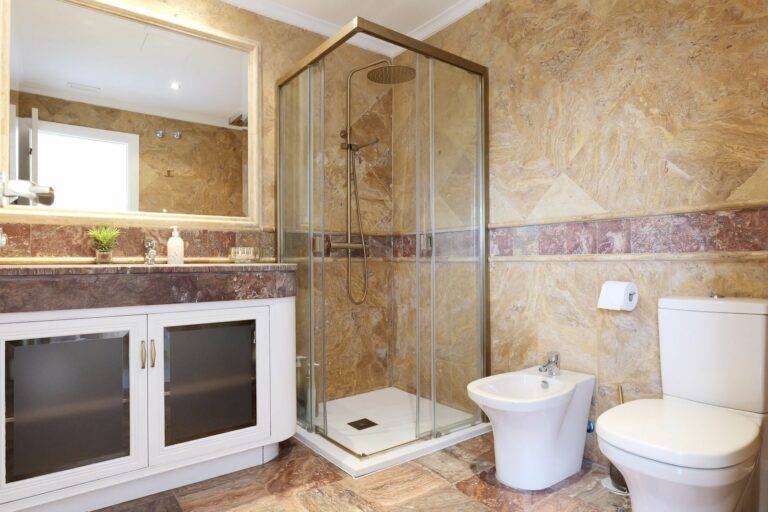 b62feb5497935637ceb85aa1822b216f - 11