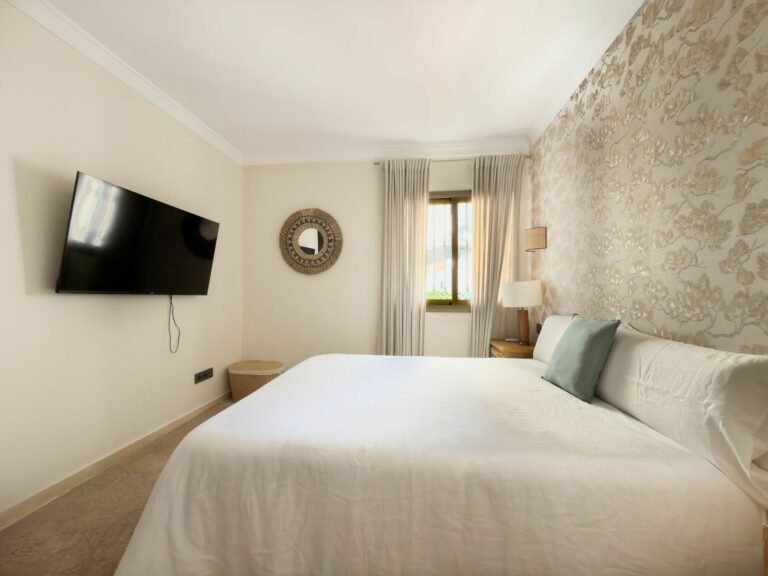 b63451b89e7aab16d601e1de491f9db7 - 15