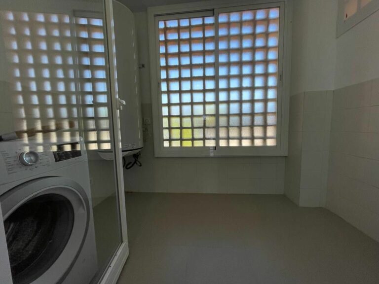 b656da97ced4899cac6768161f7ab322 - 11