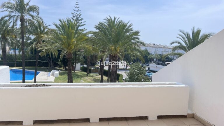 b70ecc77db25cb831e7064be625c3933 - 2