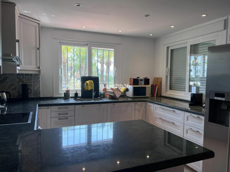 b70ecc77db25cb831e7064be625c3933 - 6