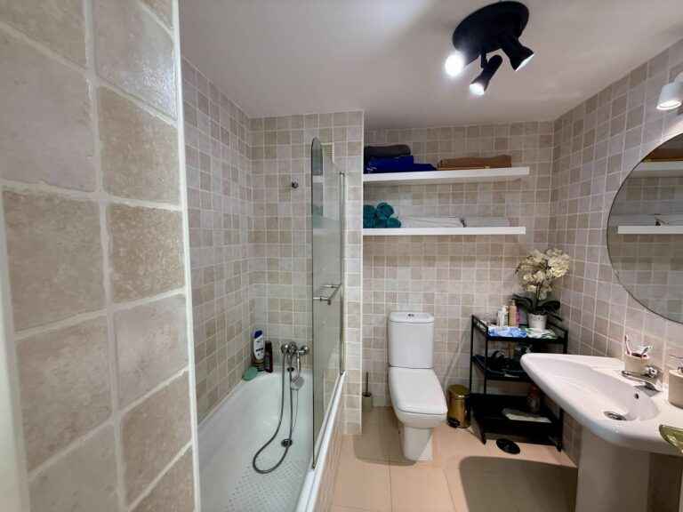 b76b8ee9def88b7336b8281376f73bfc - 10